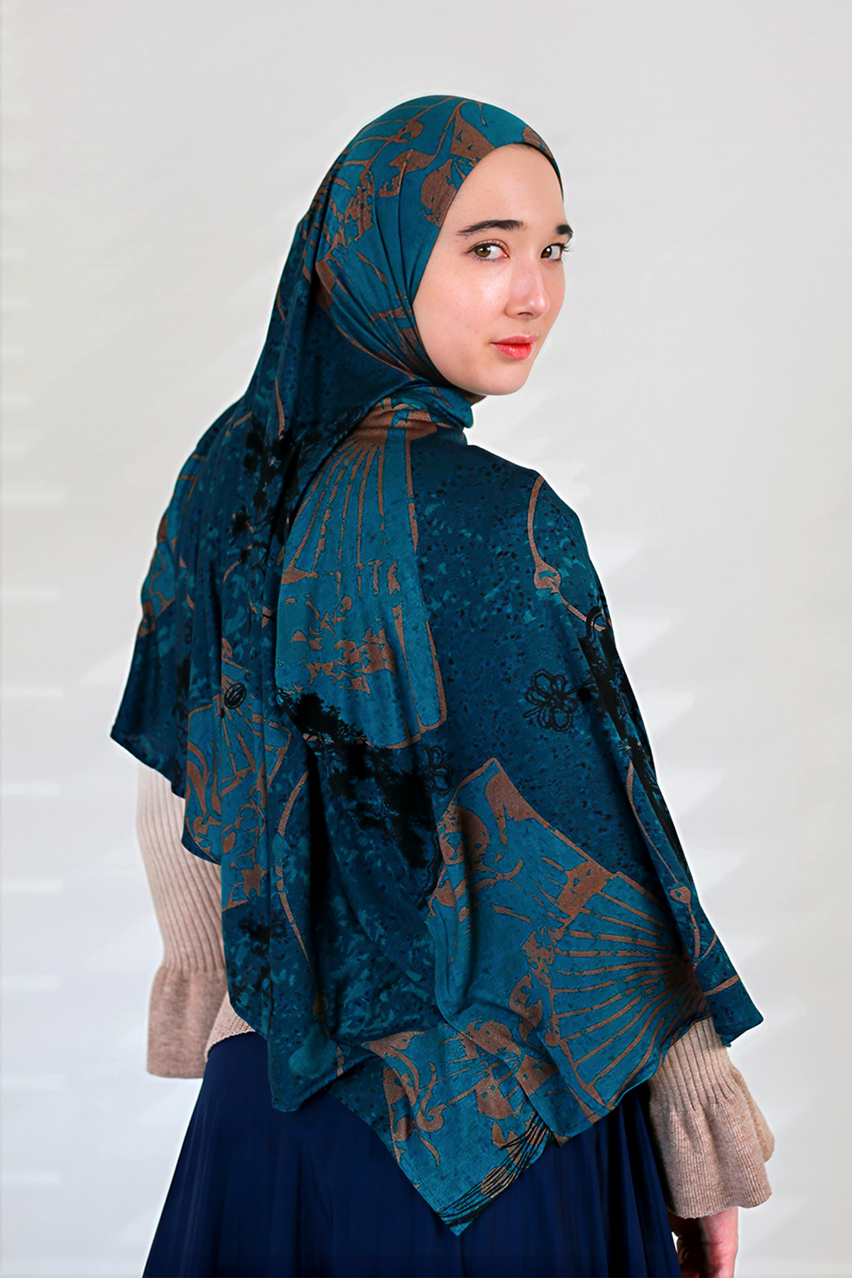 团善 Tuán shàn Lotus Jersey